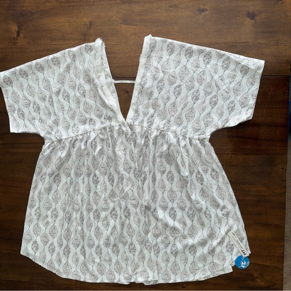 NWT CupShe White Short Sleeve Pull Over Beach Bathing Suit Swim Cover up L - Picture 1 of 8